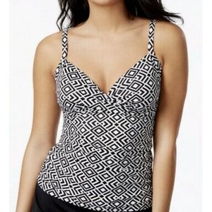 Swim Solutions Twist Front Diamond Optics Tankini Swim Top in Black White